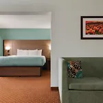 Wingate By Wyndham Louisville East