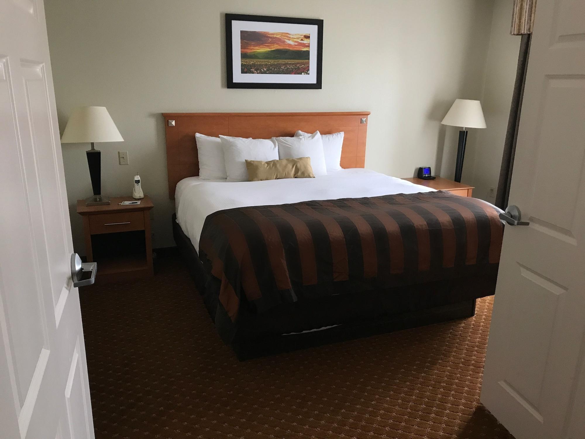 Wingate By Wyndham East 3*